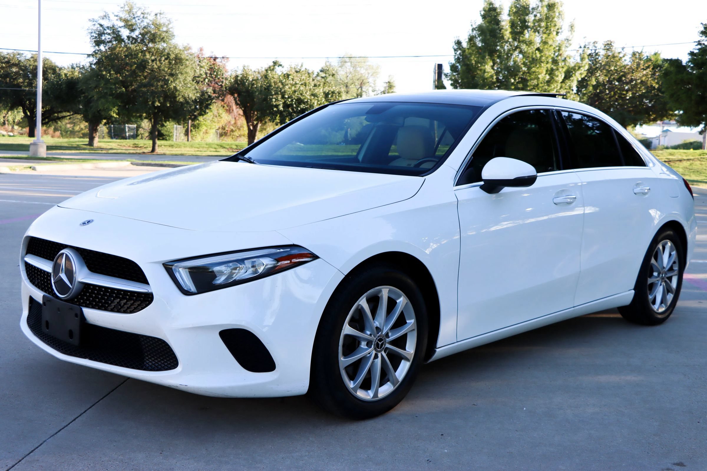 Used 2019 Mercedes-Benz A 220 image 2