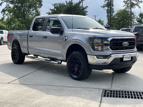 Used 2023 Ford F150 XLT AWD/4WD image 2