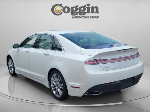 Used 2015 Lincoln MKZ w/ Equipment Group 102A Reserve FWD image 3