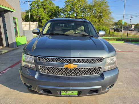 Used 2012 Chevrolet Avalanche LT w/ Texas Edition RWD image 7