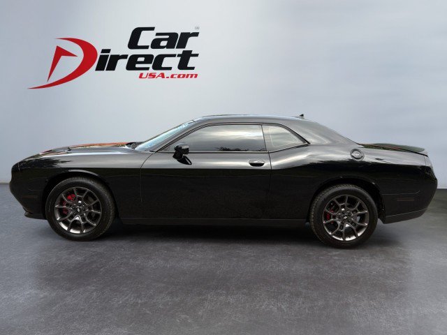 Used 2018 Dodge Challenger GT AWD/4WD image 3