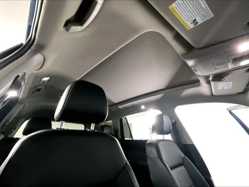 Used 2022 Volkswagen Atlas SE image 24