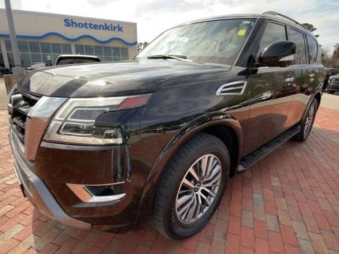 Used 2023 Nissan Armada SL w/ Captain's Chairs Package AWD/4WD image 5