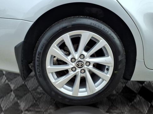 Used 2024 Toyota Camry LE image 7