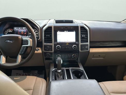 Used 2018 Ford F150 Lariat w/ Equipment Group 502A Luxury image 21