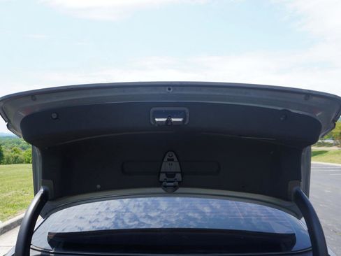 Used 2015 Hyundai Genesis 5.0 RWD image 26