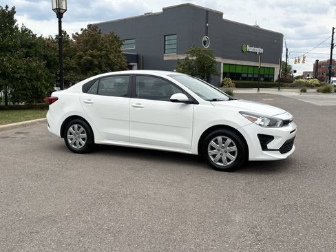Used 2022 Kia Rio S FWD image 33
