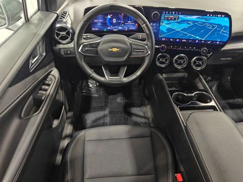 Used 2024 Chevrolet Blazer EV LT AWD/4WD image 4