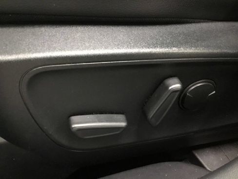 Used 2020 Ford Escape SEL AWD/4WD image 8