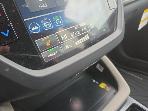Certified 2026 Subaru Forester Premium AWD/4WD image 30
