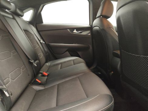 Used 2021 Kia Forte GT-Line FWD image 19