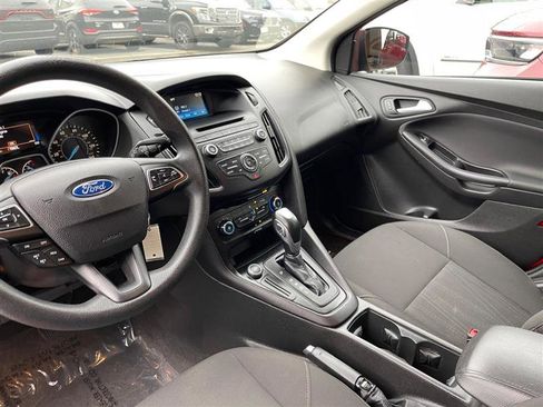 Used 2015 Ford Focus SE image 68