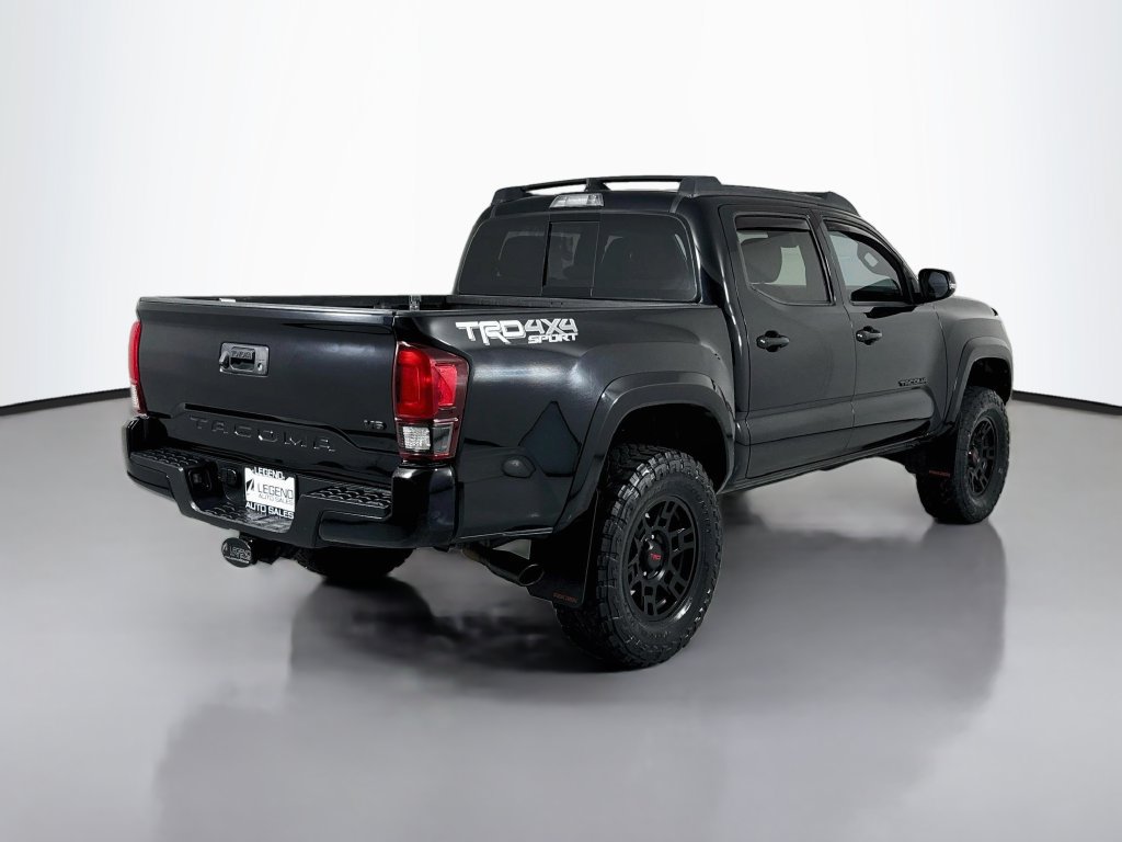 Used 2019 Toyota Tacoma TRD Sport AWD/4WD image 6
