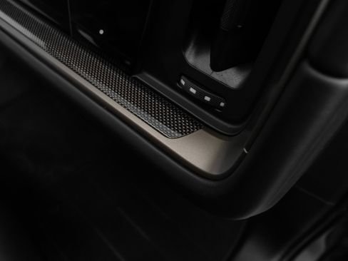 New 2025 Porsche Cayenne Turbo image 34