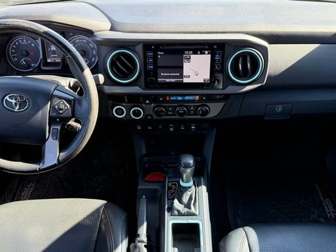 Used 2018 Toyota Tacoma TRD Pro image 10