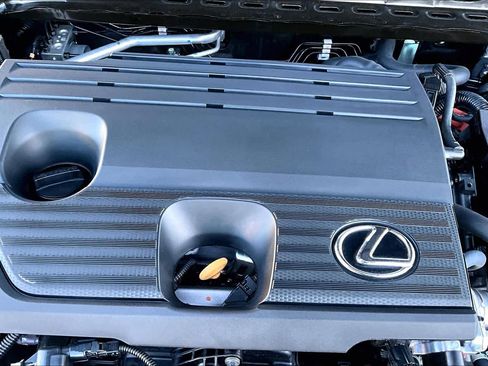 Used 2024 Lexus ES 300h w/ Premium Package image 33