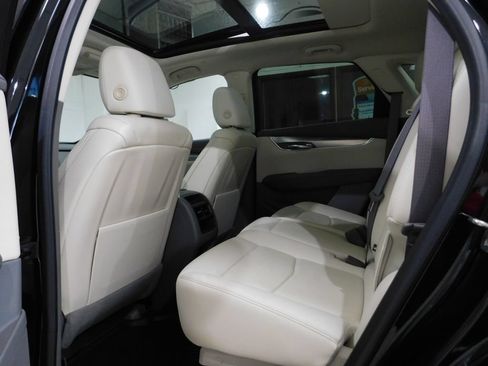 Used 2021 Cadillac XT5 Premium Luxury AWD/4WD image 57