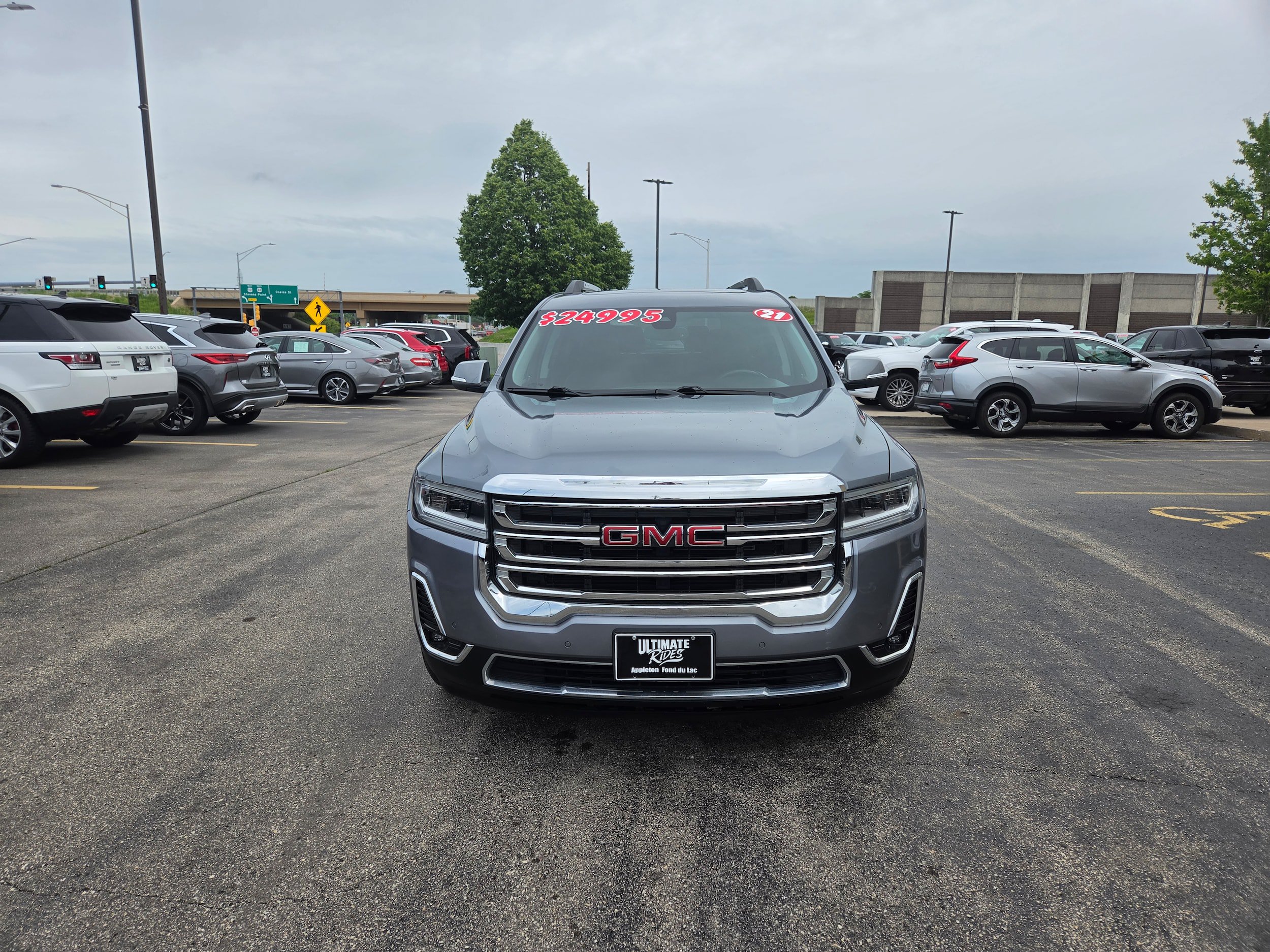 Used 2021 GMC Acadia SLT w/ Preferred Package AWD/4WD image 2