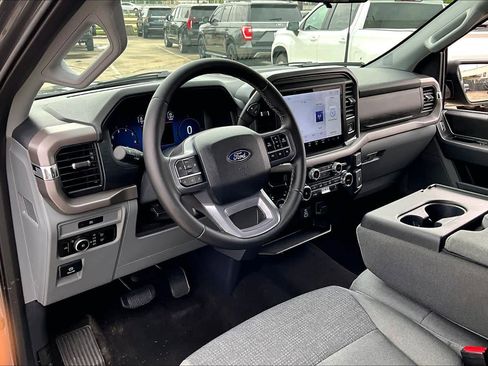Used 2025 Ford F150 XLT w/ Equipment Group 301A Standard AWD/4WD image 18