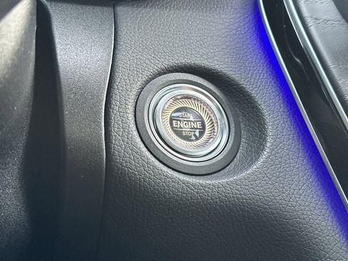 Used 2023 Mercedes-Benz GLC 300 4MATIC Coupe image 26