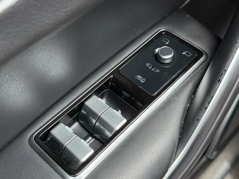 Used 2022 Jaguar F-PACE S AWD/4WD image 26