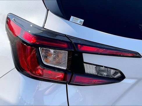 Certified 2025 Subaru Crosstrek 2.0i Premium image 32