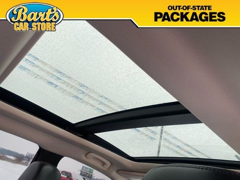 Used 2016 Chrysler 300 Limited RWD image 13