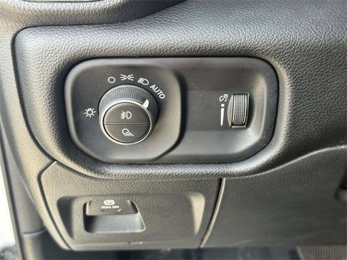 Certified 2023 RAM 1500 Big Horn image 29