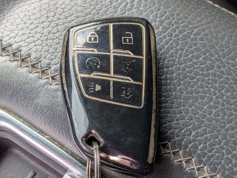 Used 2021 GMC Yukon XL Denali w/ Denali Premium Package image 34