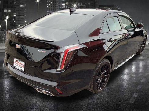 Used 2022 Cadillac CT4 V w/ Navigation Package image 6