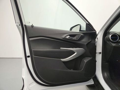 New 2026 Chevrolet Trax LS FWD image 25
