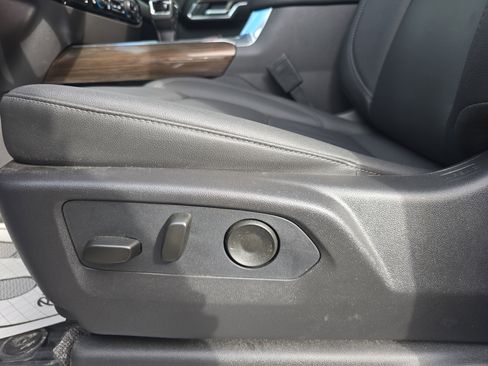 Used 2026 Chevrolet Silverado 1500 LT Trail Boss w/ Convenience Package II image 14