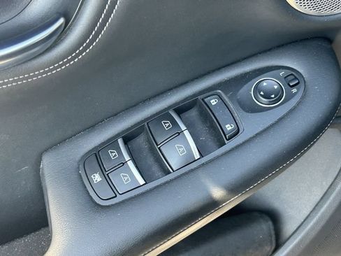 Used 2019 INFINITI QX50 Essential w/ Sensory Package FWD image 24
