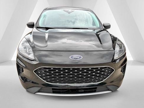Used 2022 Ford Escape S FWD image 2