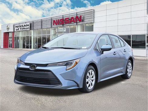 Used 2024 Toyota Corolla LE image 8