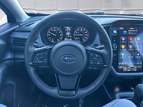 Certified 2025 Subaru Crosstrek 2.5i Limited w/ Crosstrek Mirror Package image 9