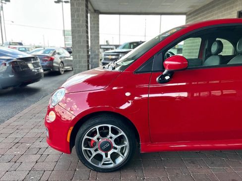 Used 2012 FIAT 500 Sport w/ Safety & Sound Pkg FWD image 5