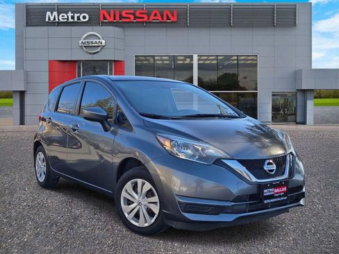 Used 2019 Nissan Versa Note S image 1