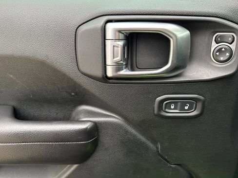 Used 2020 Jeep Wrangler Unlimited Rubicon image 11