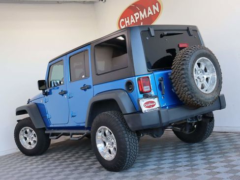 Used 2016 Jeep Wrangler Unlimited Rubicon w/ Connectivity Group image 4