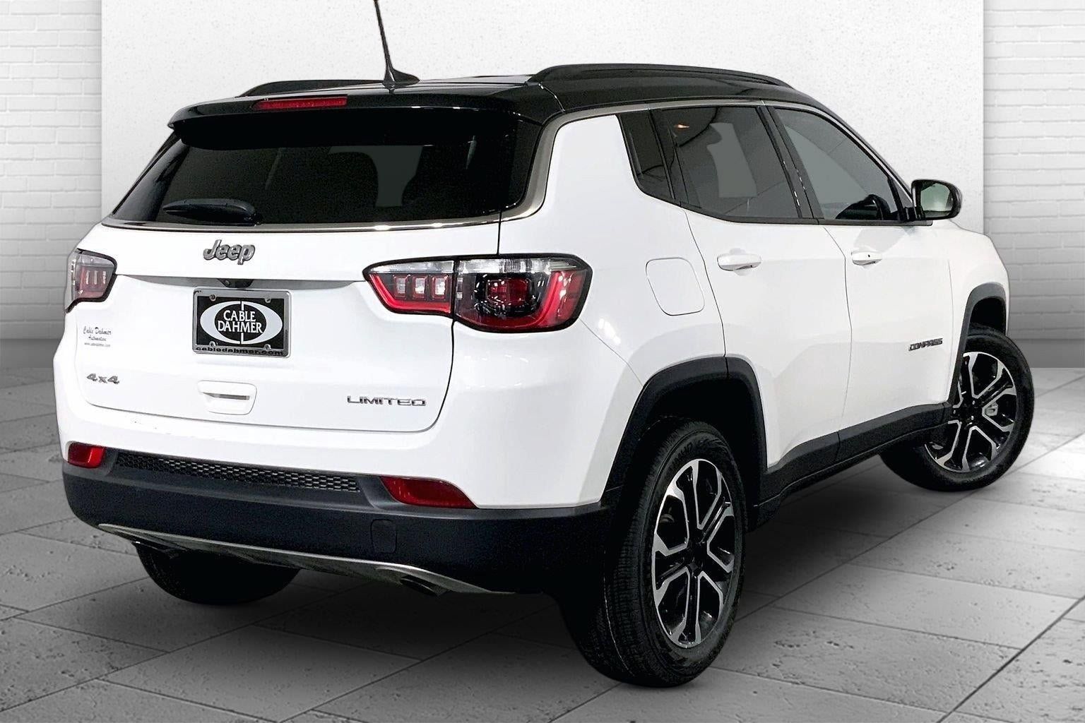 Used 2023 Jeep Compass Limited AWD/4WD image 13