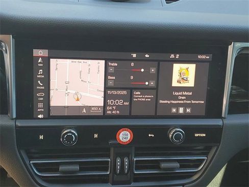 Used 2022 Porsche Macan image 28