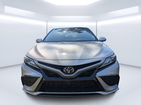 Used 2022 Toyota Camry XSE w/ Navigation Package FWD image 8