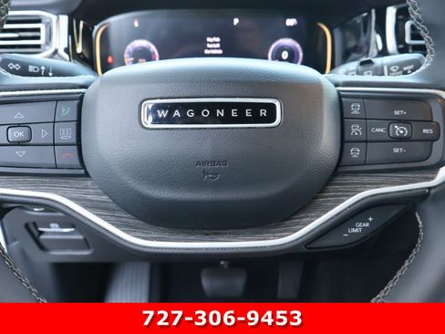 Used 2022 Jeep Wagoneer Series III w/ Premium Group I AWD/4WD image 26