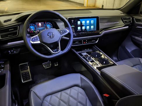 New 2026 Volkswagen Atlas Cross Sport SEL Premium R-Line AWD/4WD image 12