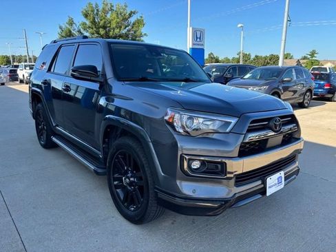Used 2021 Toyota 4Runner Nightshade AWD/4WD image 3