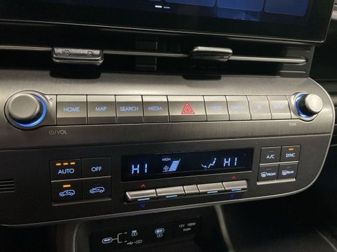 Used 2024 Hyundai Kona SEL image 20