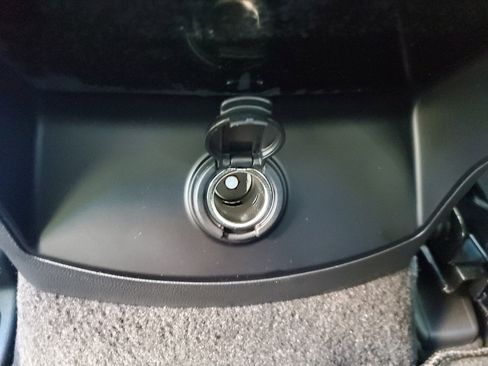 New 2026 Kia Sorento S image 12