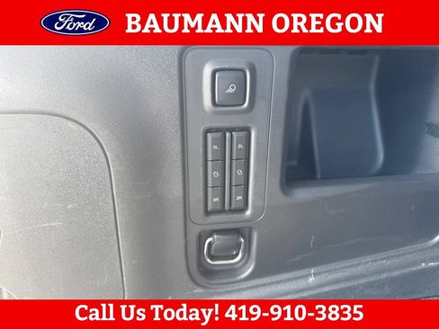 Used 2025 Ford Expedition Platinum AWD/4WD image 10