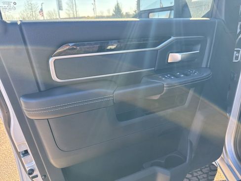 New 2026 RAM 2500 Big Horn AWD/4WD image 16